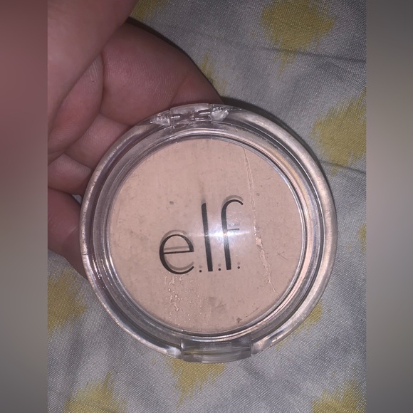 NEVER WORN MAKE-UP ESSENTIALS: - Picture 4 of 11